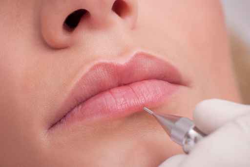 Lip Tattoo – Things That You Should Know About